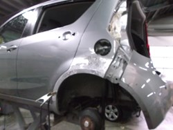 Schade aan auto wat wordt gerepareerd door Autoschade Mulder uit Nijeveen